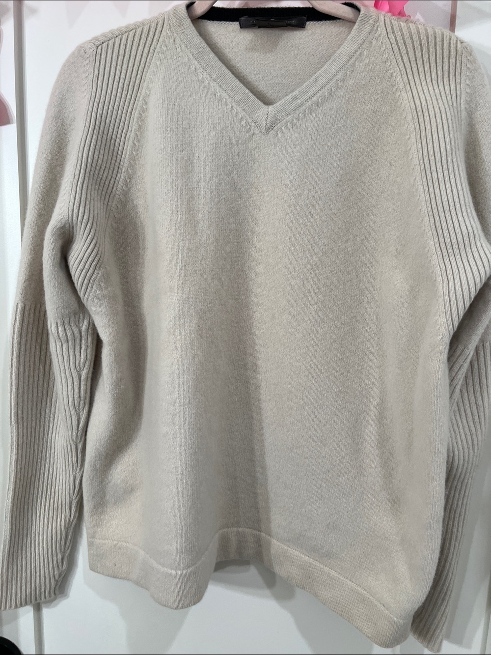 Men’s V-Neck Ribbed-Sleeve Sweater - Cream